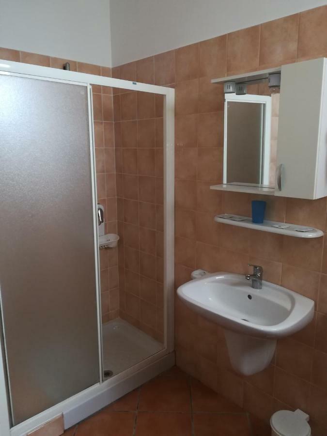 B&B Ciampino Alojamento de Acomodação e Pequeno-almoço